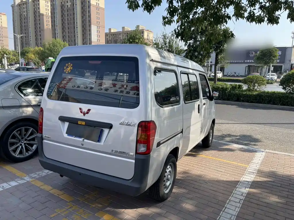 Wuling Zhiguang — фото 10