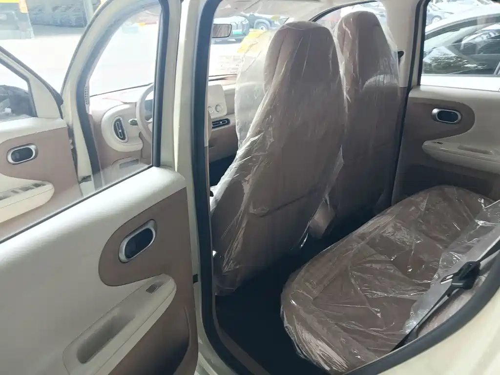 Wuling MINIEV — фото 6