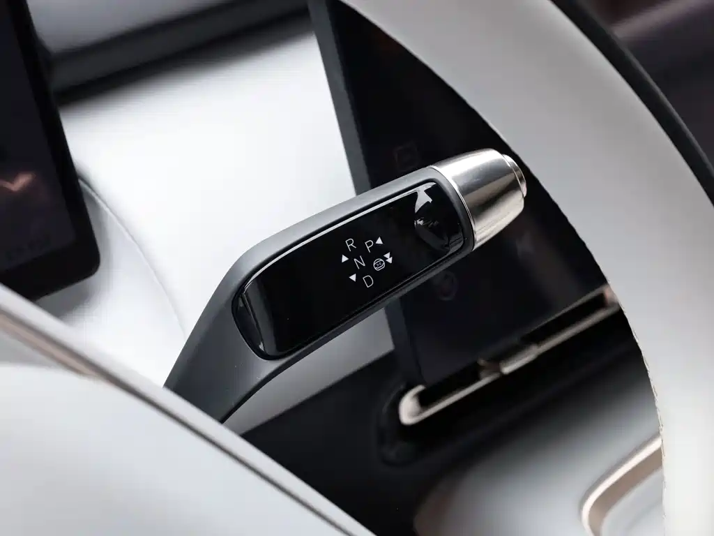XPeng P7+ — фото 10