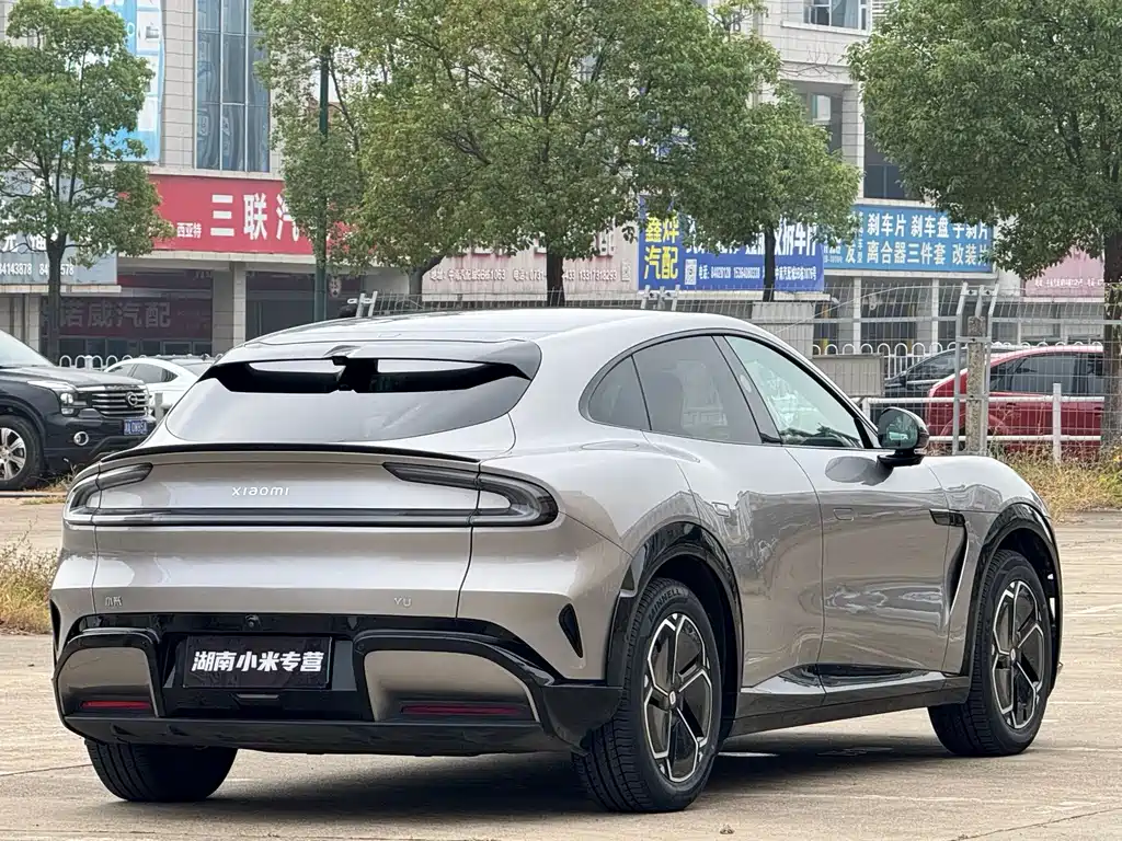 Xiaomi YU7 — фото 10