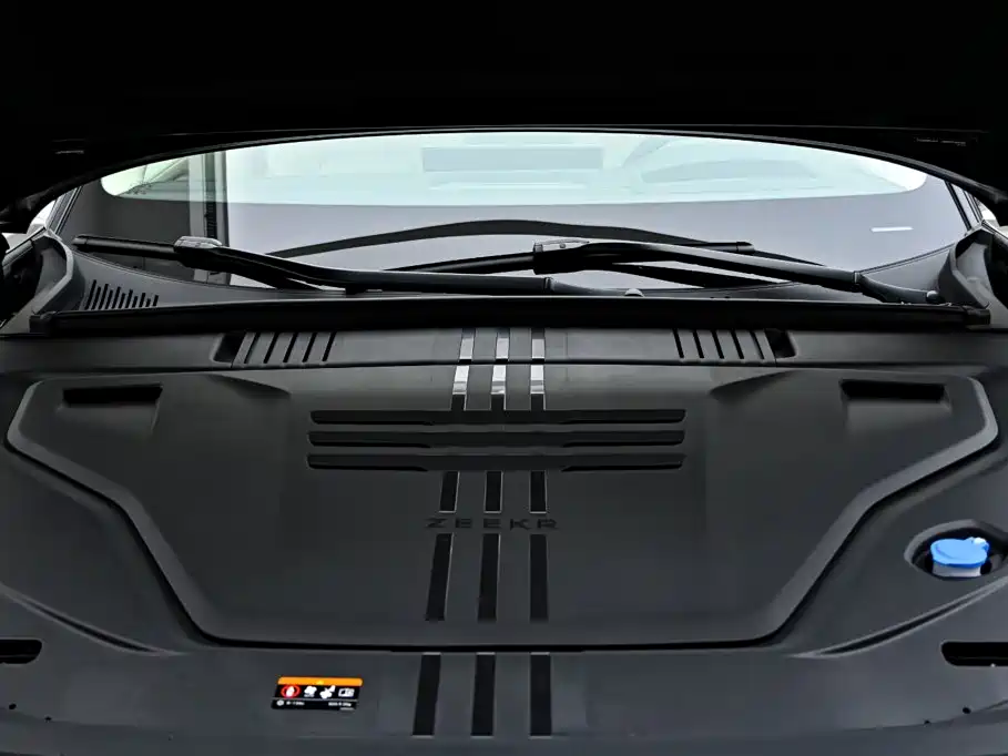 Zeekr 8X — фото 40