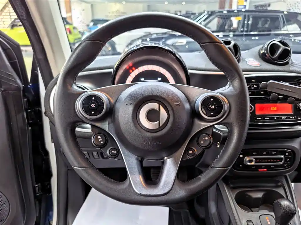 smart Smart Fortwo — фото 8