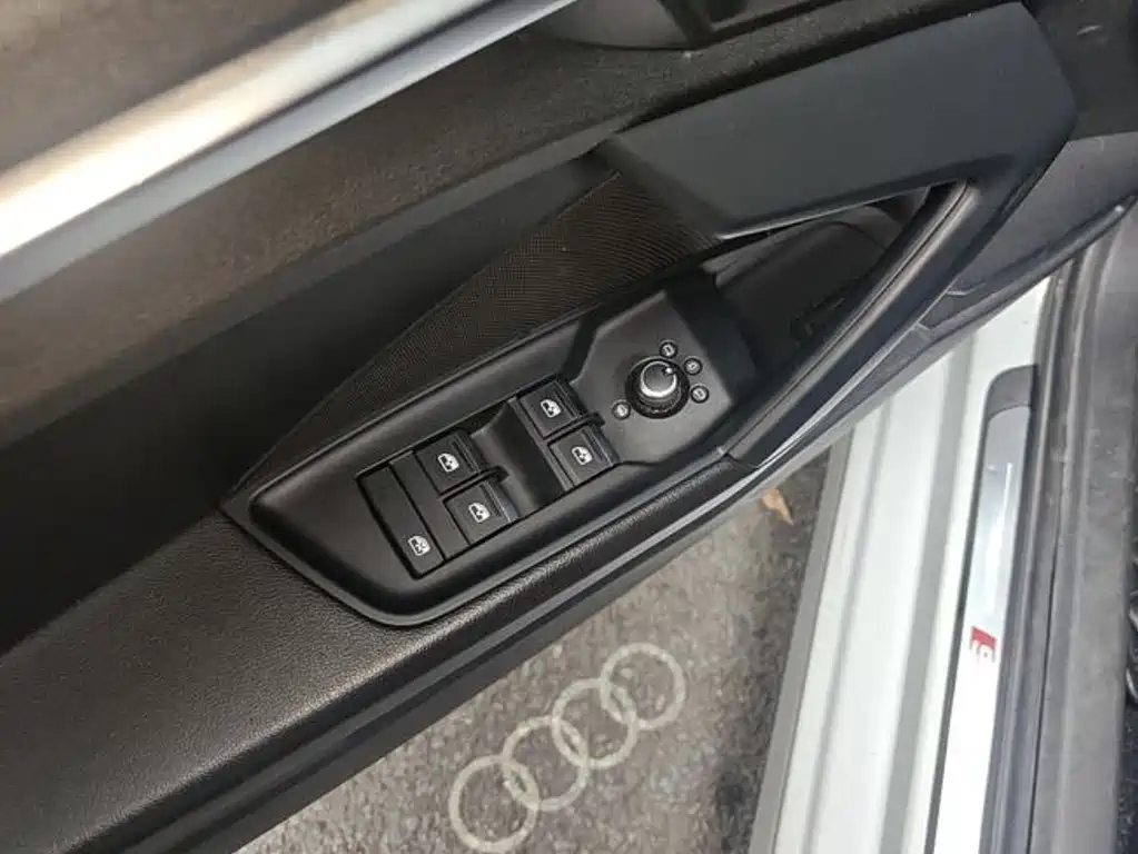 Audi A3 — фото 8