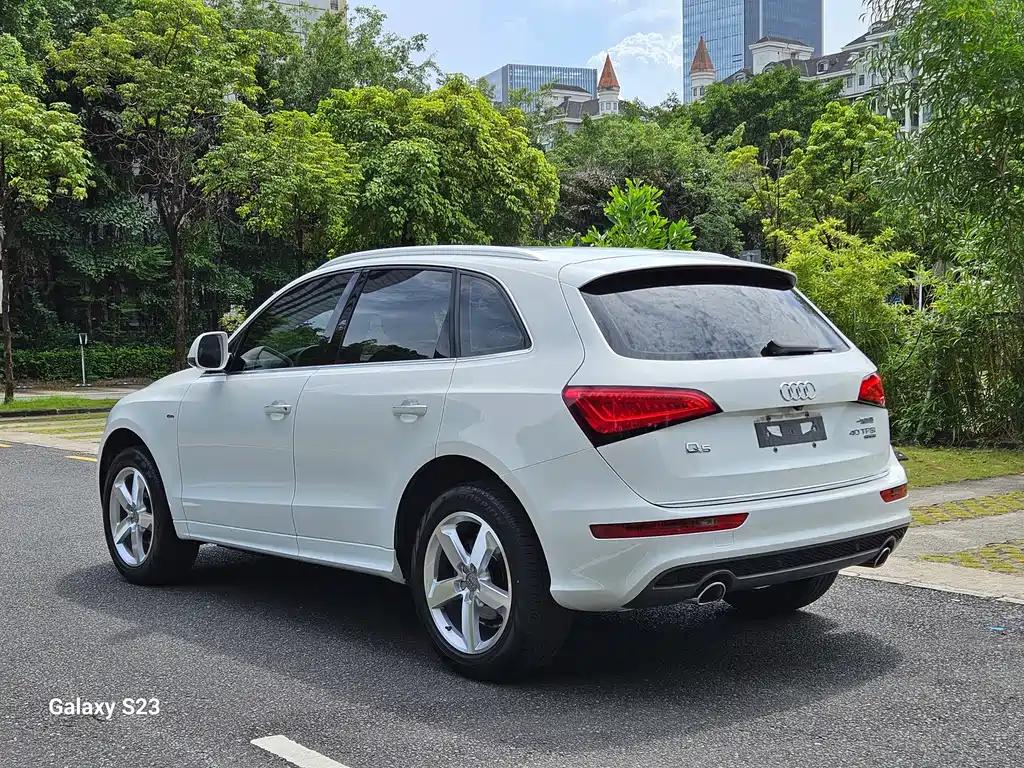 Audi Q5 — фото 4