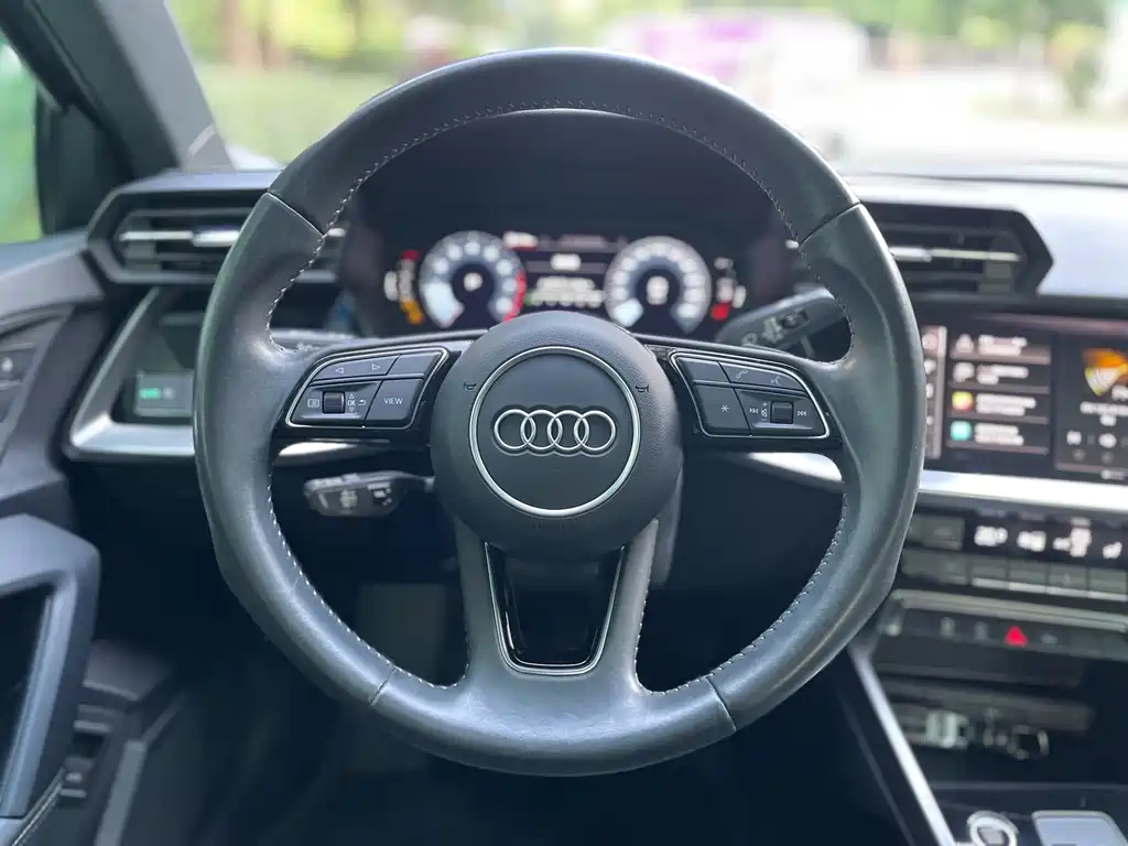 Audi A3 — фото 11