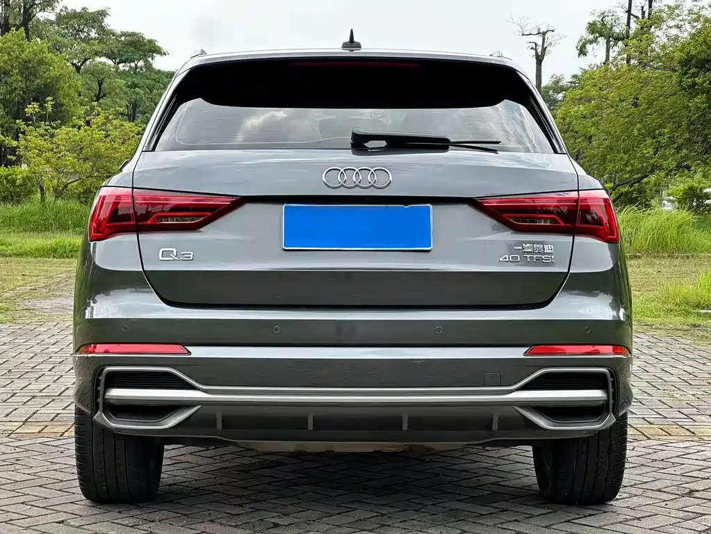 Audi Q3 — фото 6