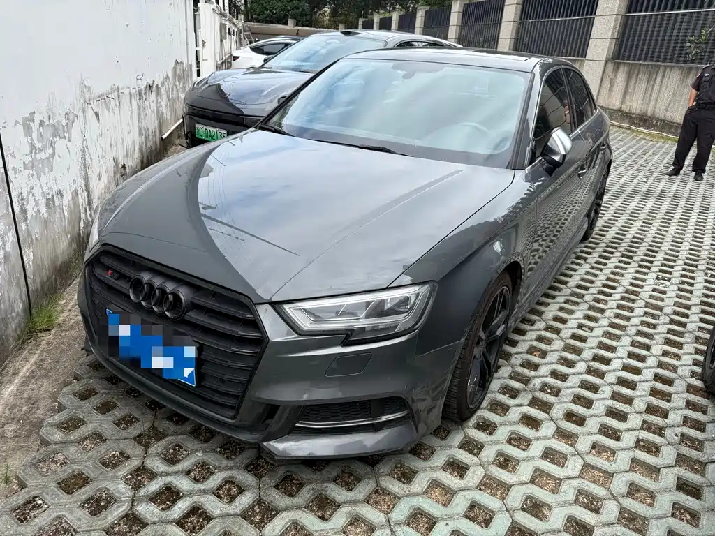 Audi S3 — фото 2
