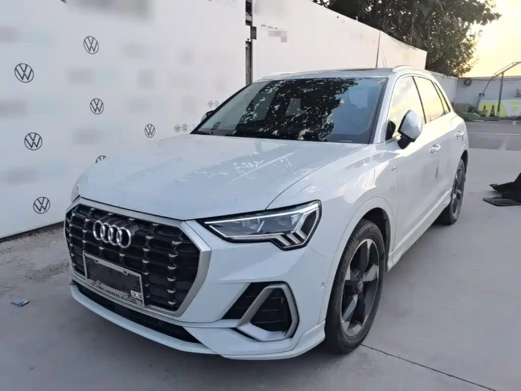 Audi Q3 — фото 2