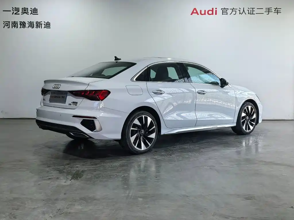 Audi A3 — фото 17