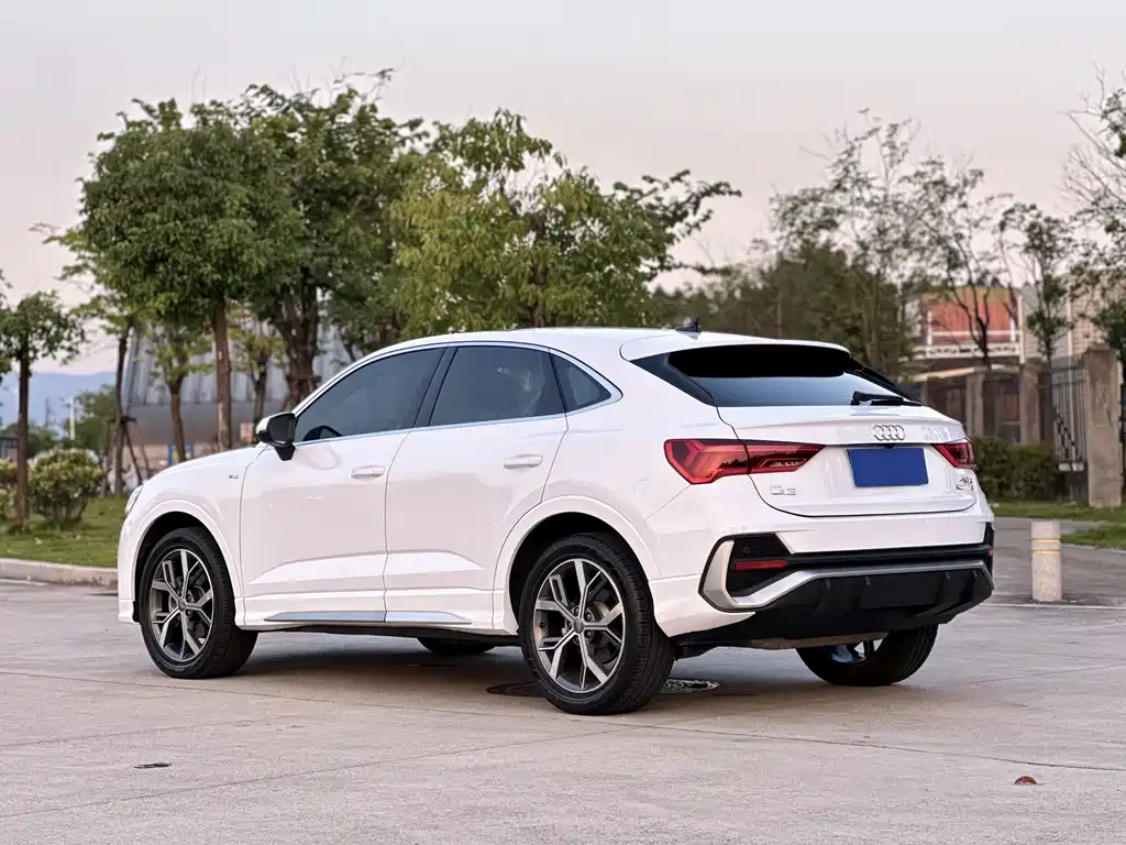 Audi Q3 Sportback — фото 6