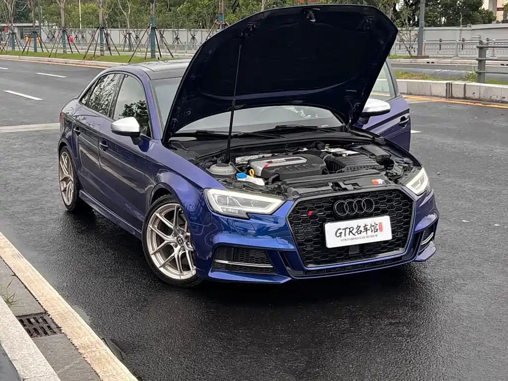 Audi S3 — фото 9
