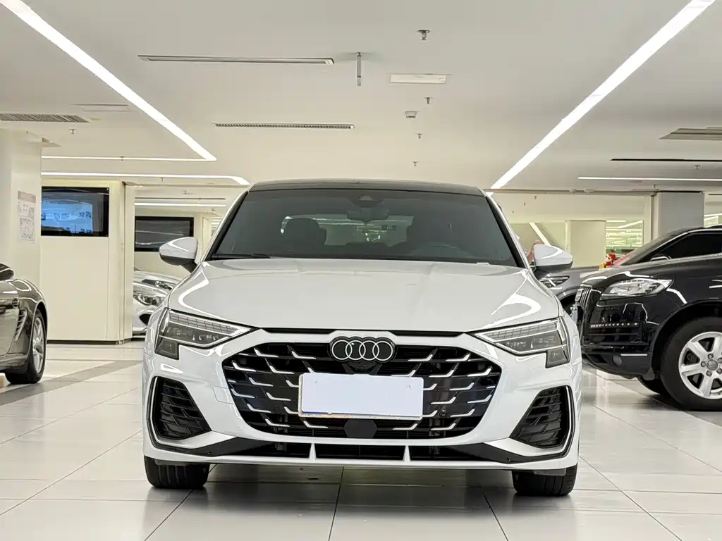Audi A3 — фото 2