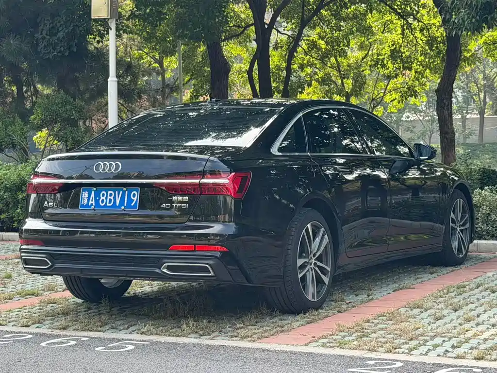 Audi A6L — фото 7