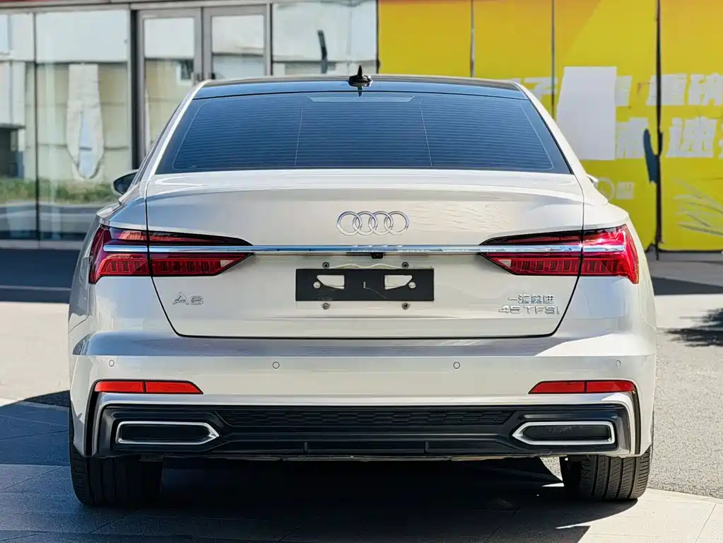 Audi A6L — фото 5