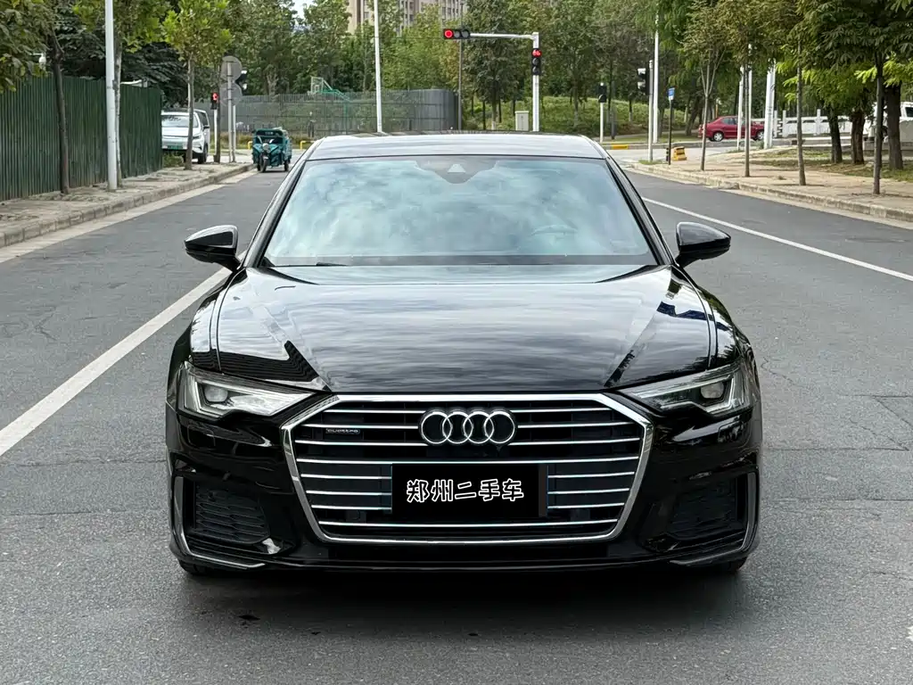 Audi A6L — фото 2