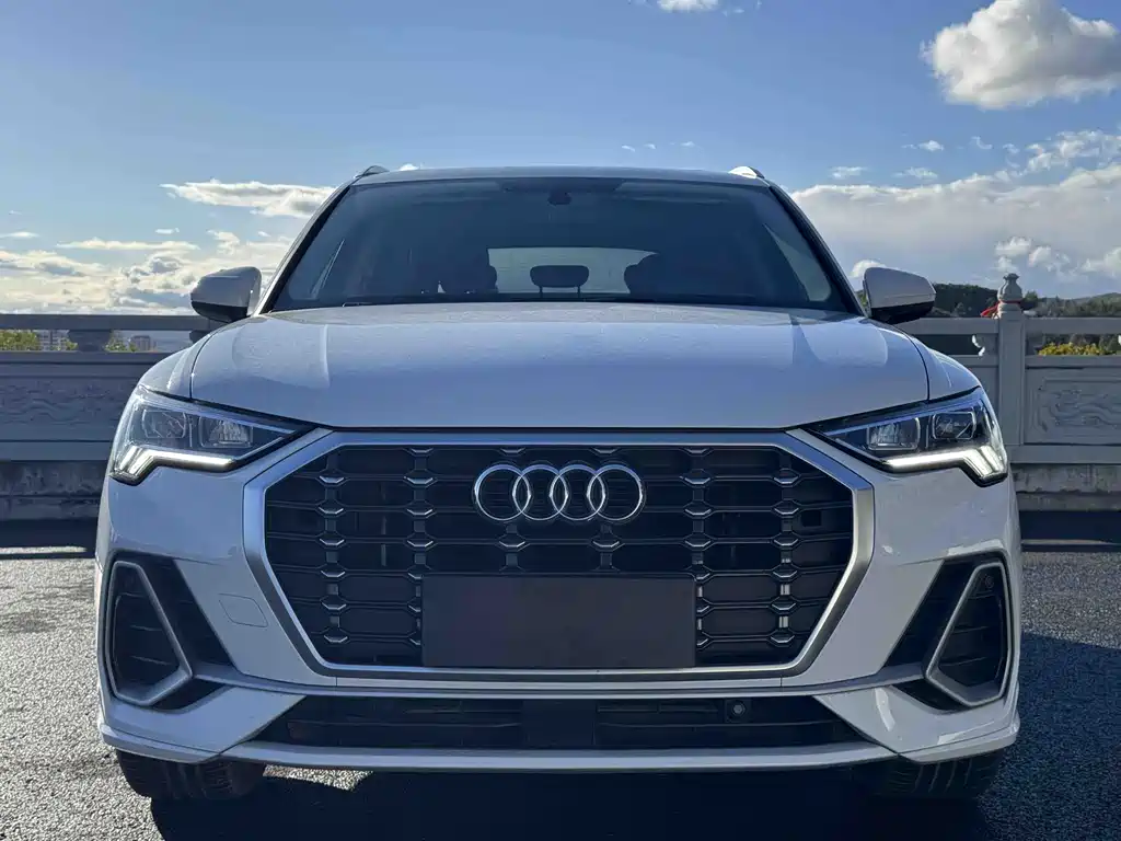 Audi Q3 — фото 2