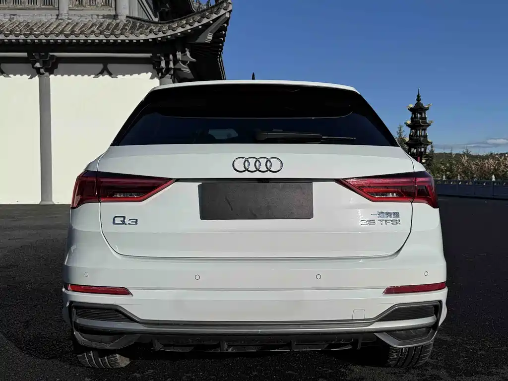 Audi Q3 — фото 5