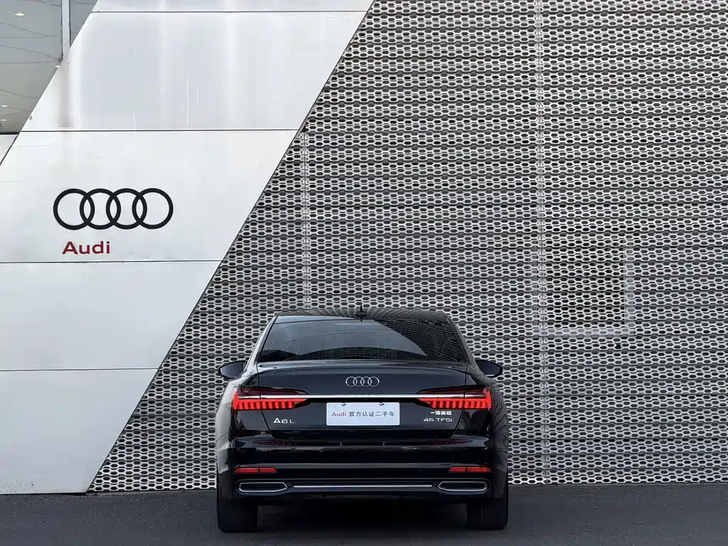 Audi A6L — фото 5