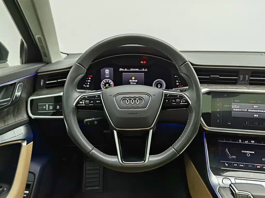Audi A6L — фото 11