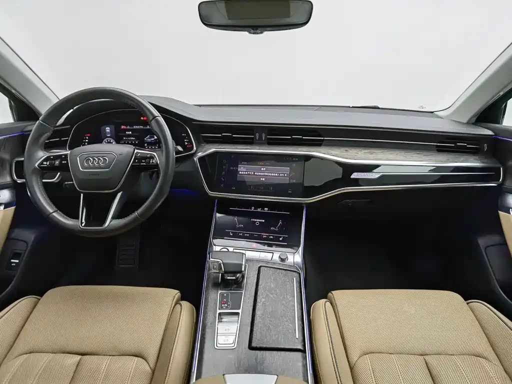 Audi A6L — фото 5