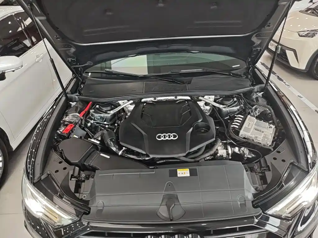 Audi A6L — фото 20