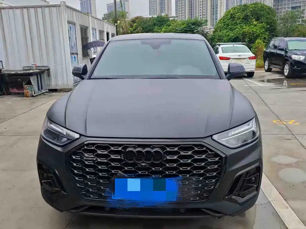 Audi Q5L Sportback — фото 2