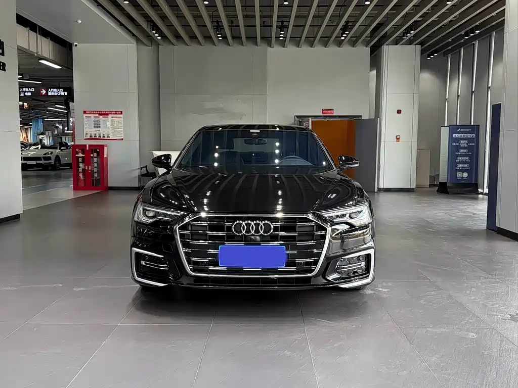 Audi A6L — фото 2