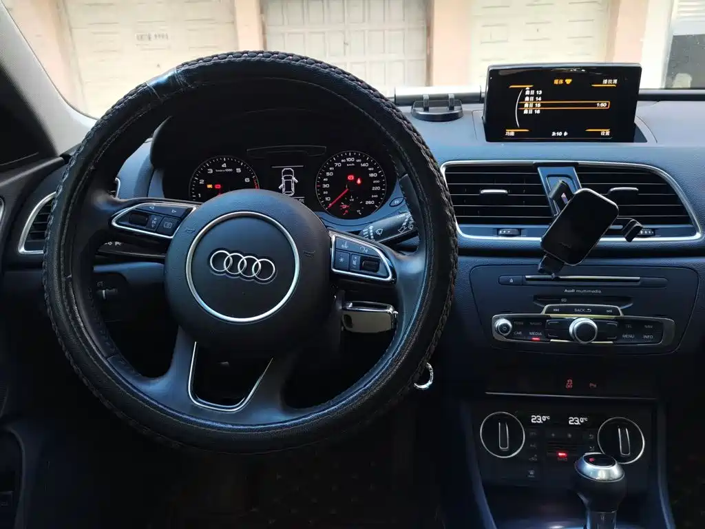 Audi Q3 — фото 5