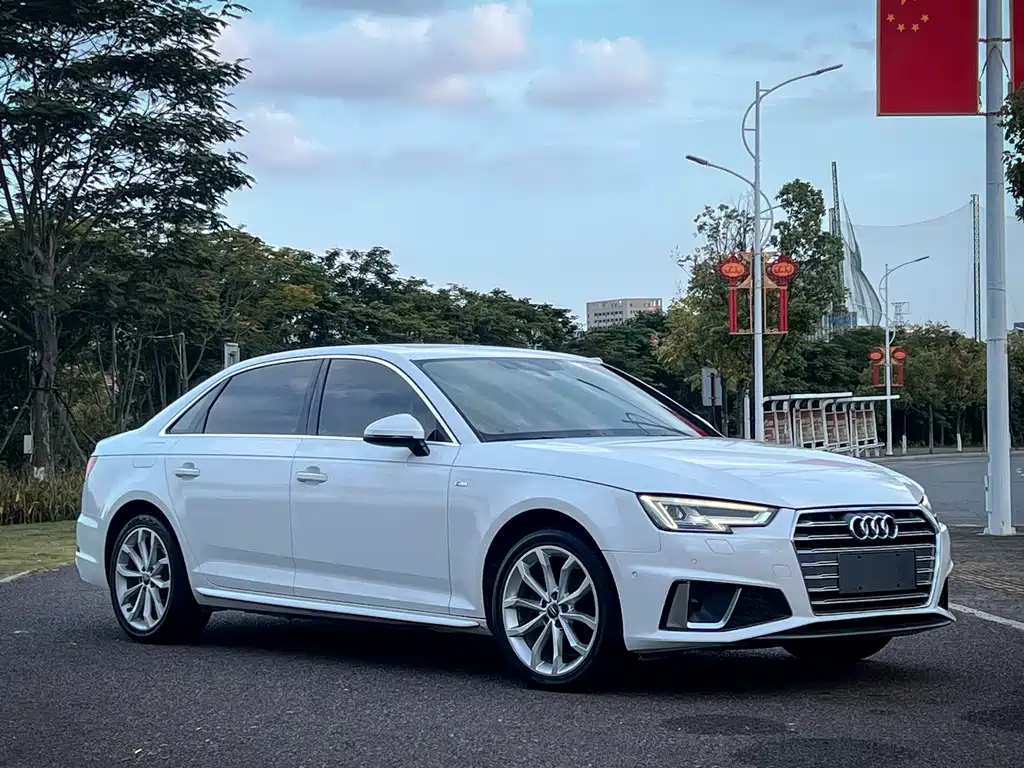 Audi A4L — фото 3