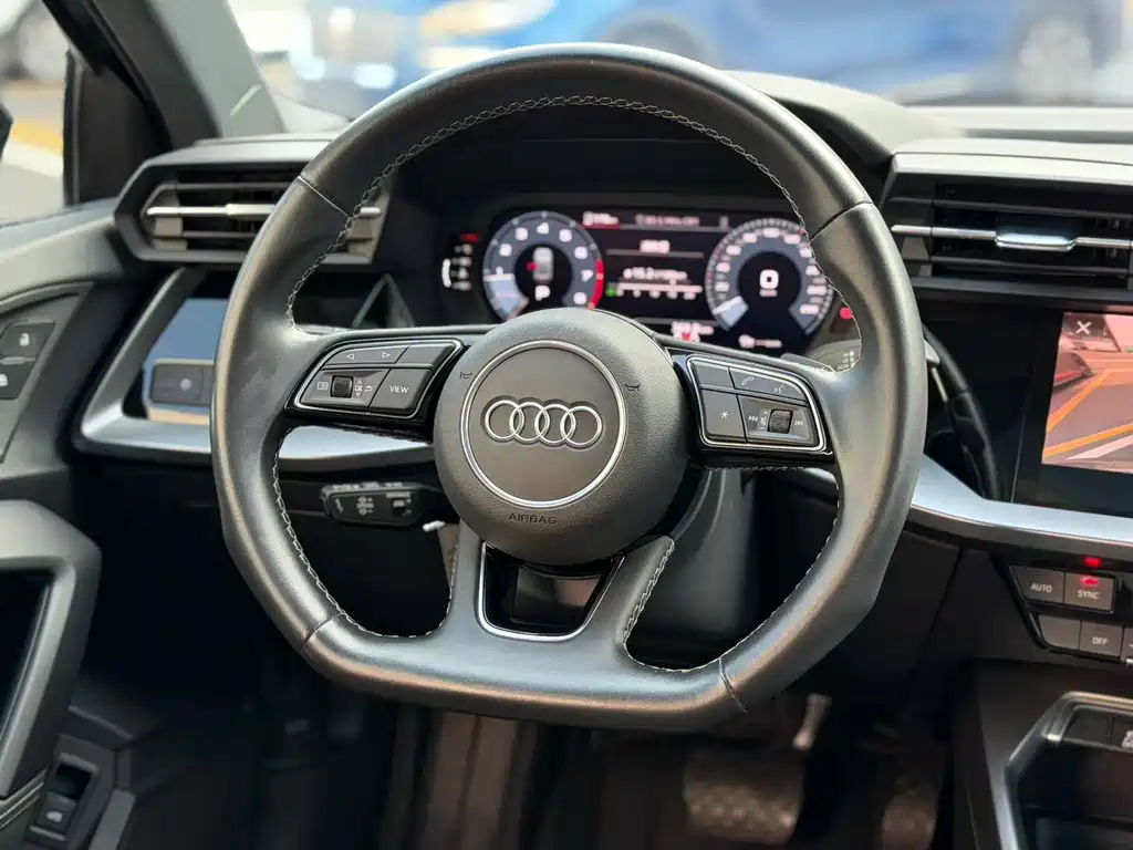 Audi A3 — фото 11