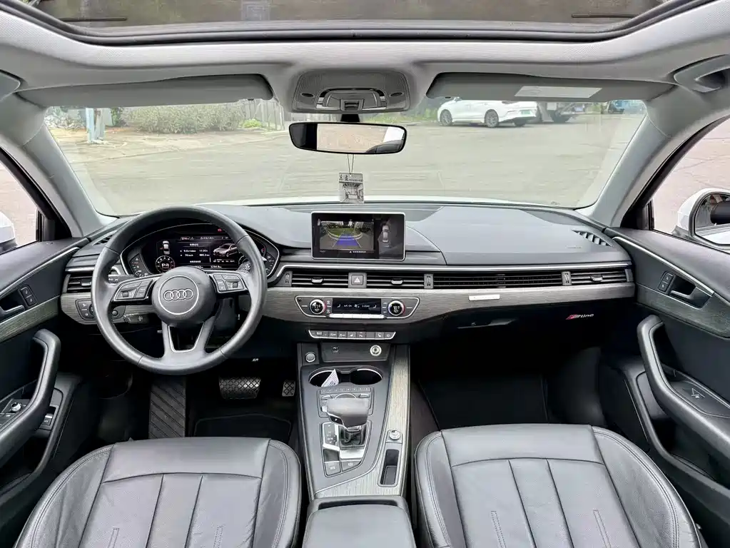Audi A4L — фото 8