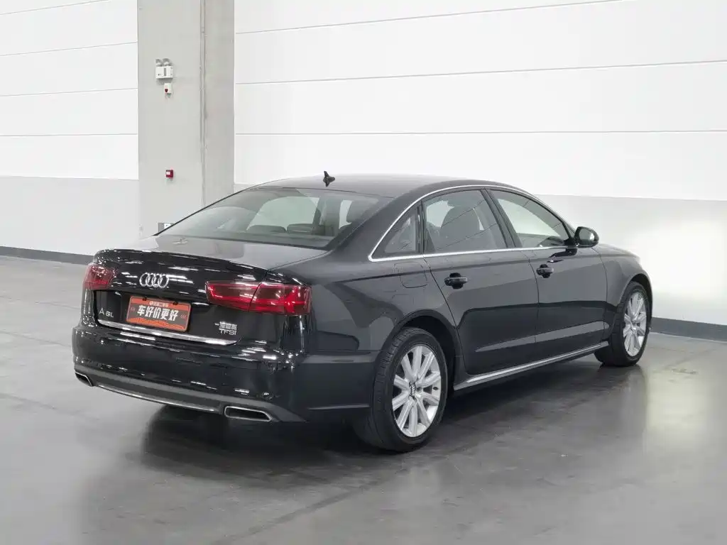 Audi A6L — фото 2