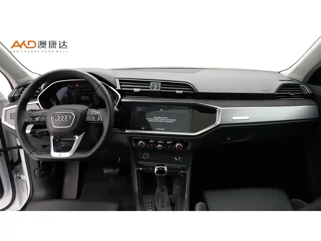 Audi Q3 Sportback — фото 5
