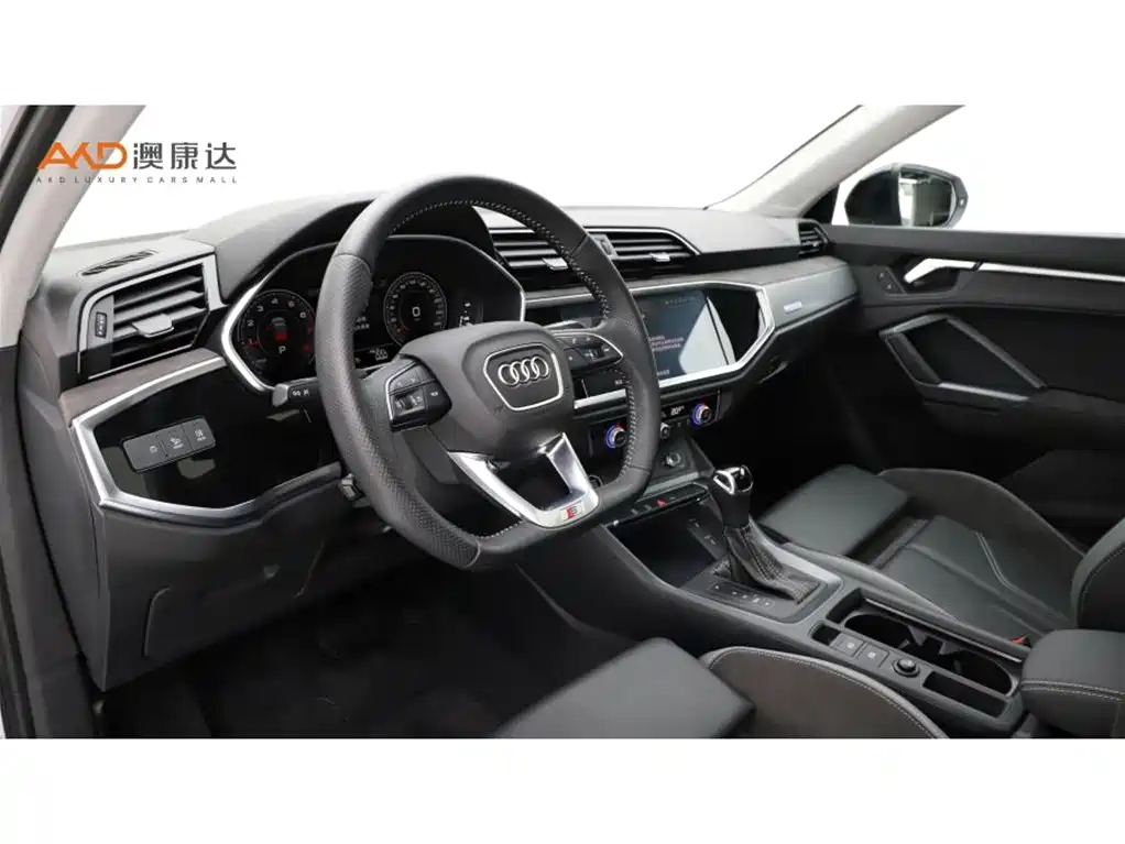 Audi Q3 Sportback — фото 6