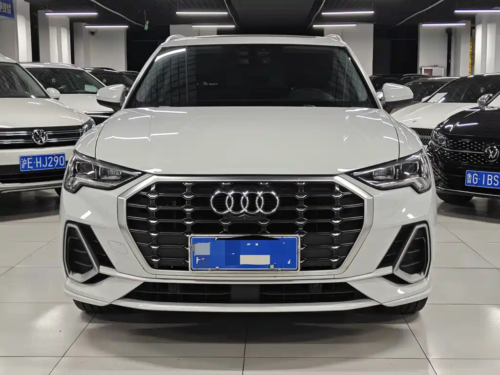 Audi Q3 — фото 2