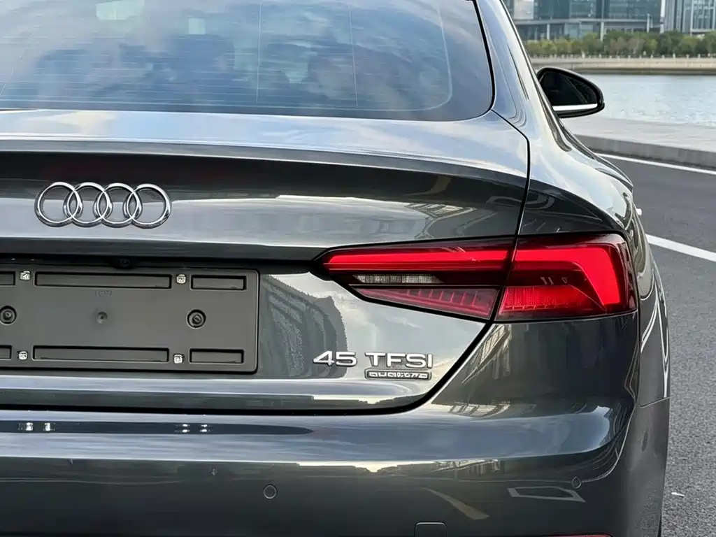 Audi A5 (Import) — фото 8