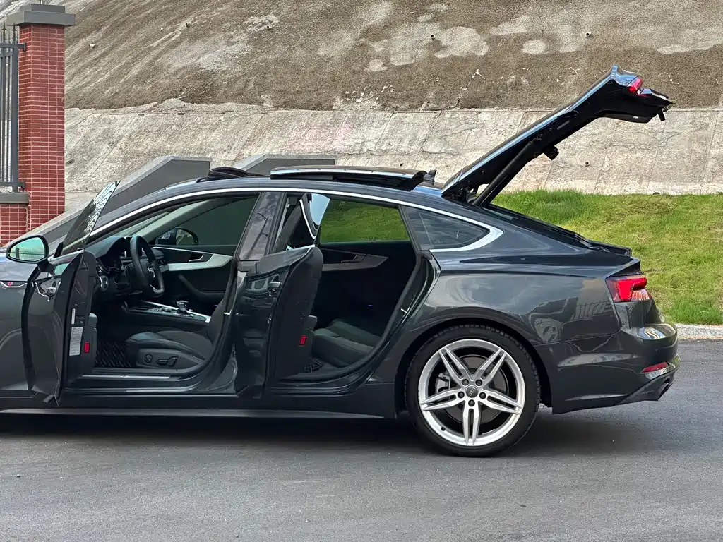 Audi A5 (Import) — фото 5