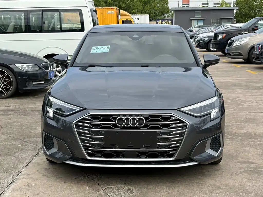 Audi A3 — фото 2