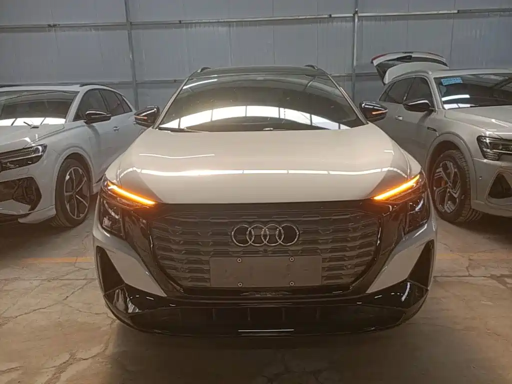 Audi Q5 e-tron — фото 3