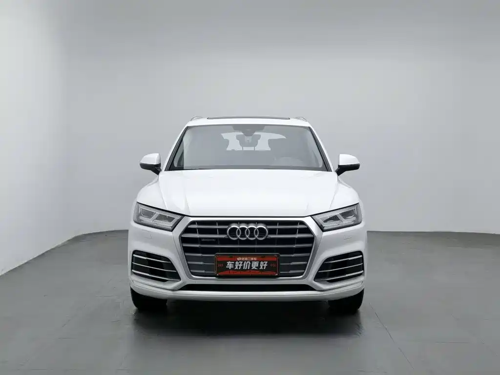 Audi Q5L — фото 3