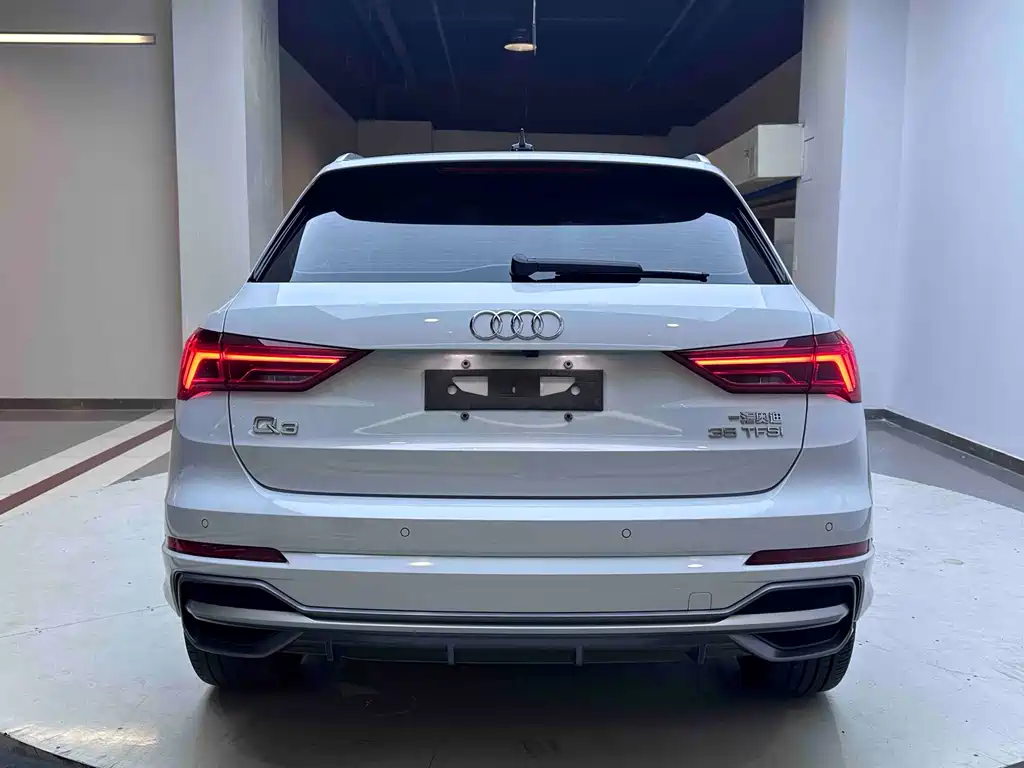 Audi Q3 — фото 5