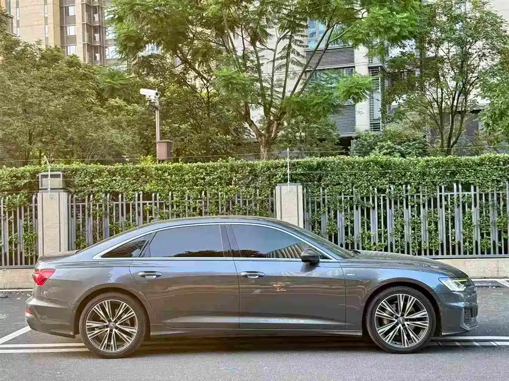 Audi A6L — фото 4