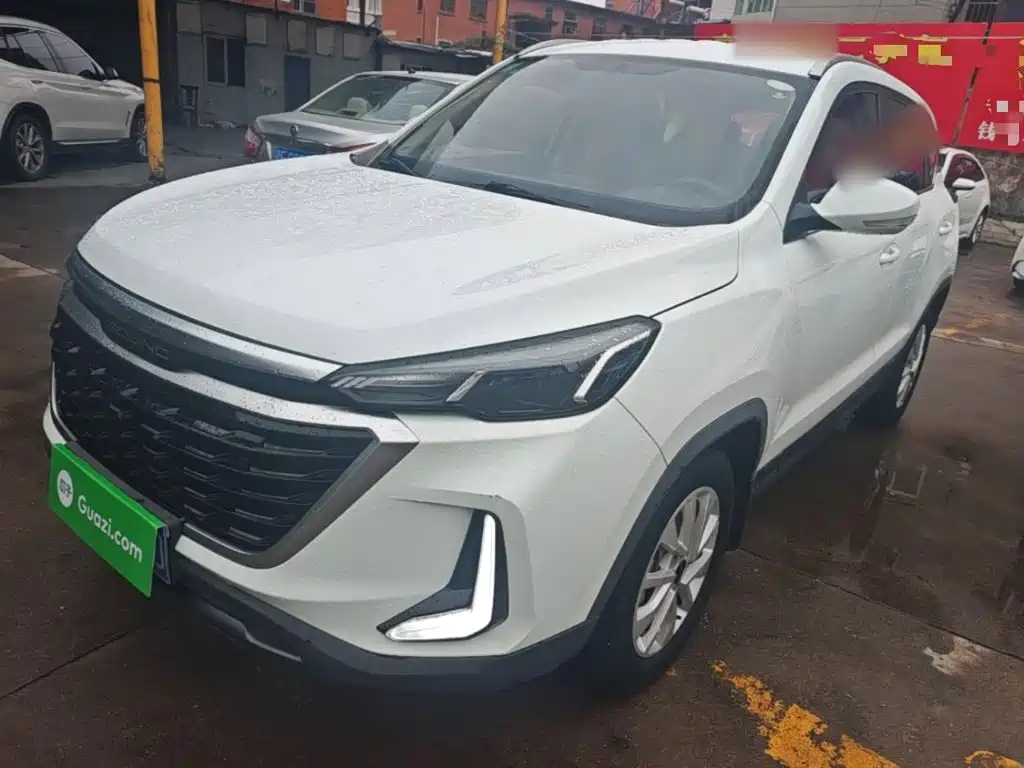 BAIC X3 — фото 2