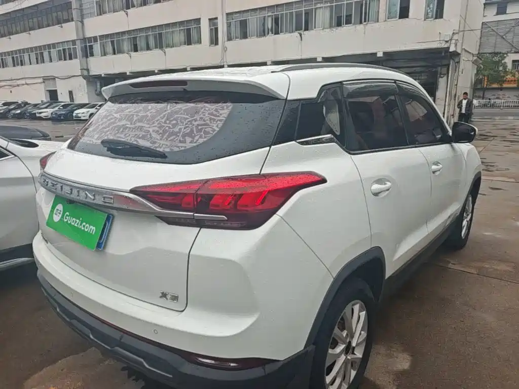 BAIC X3 — фото 7