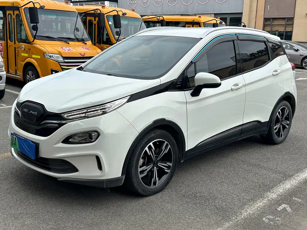 BAIC EX3