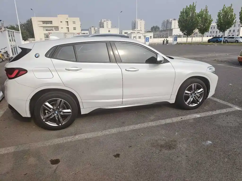 BMW X2 — фото 3