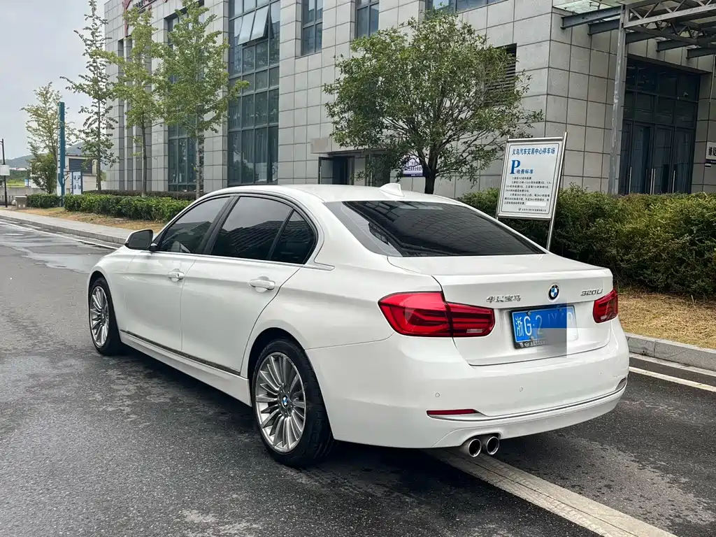 BMW 3 Series — фото 10