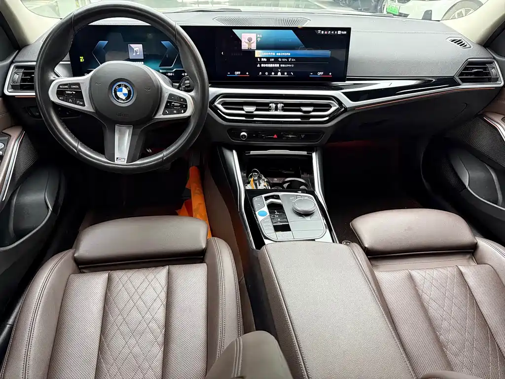 BMW i3 — фото 9