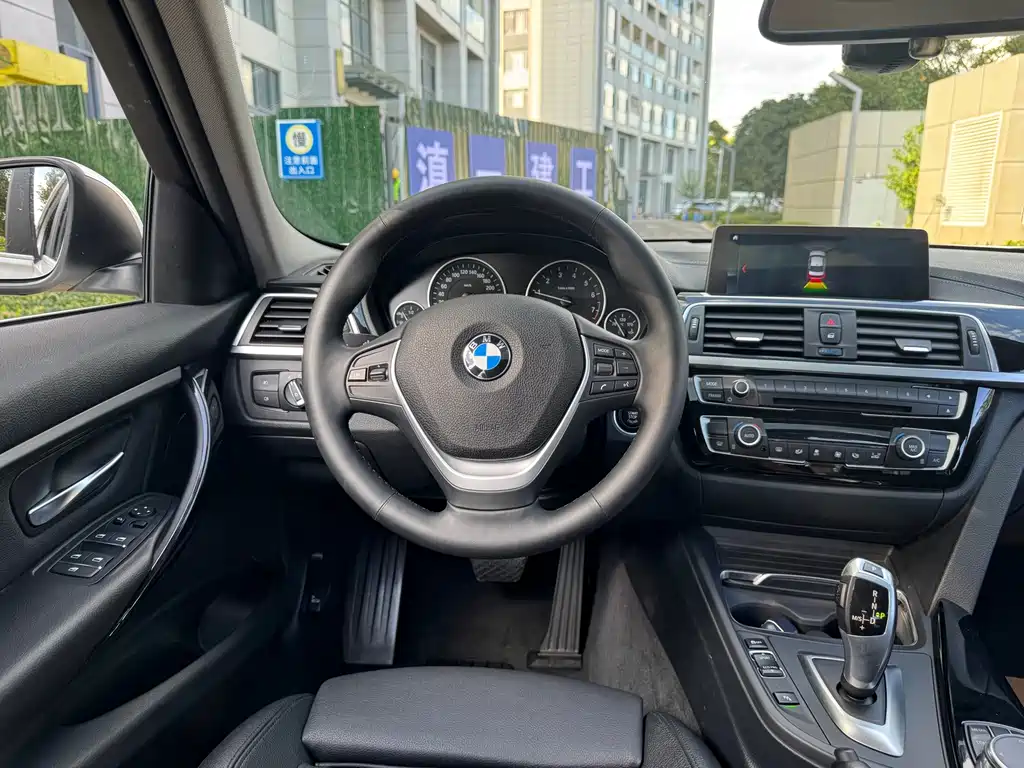 BMW 3 Series — фото 16