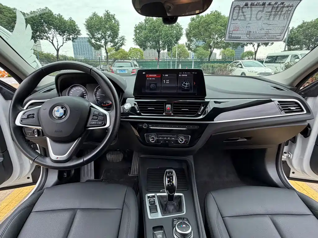 BMW 1 Series — фото 11